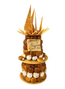 cone choux avec fleurs-Photoroom (1)